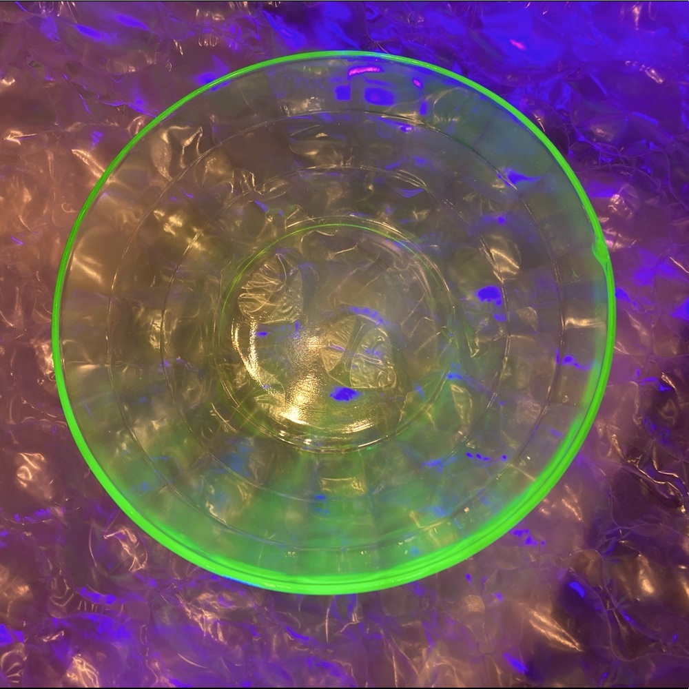 Vaseline Cubic Uranium Candy Trinket Desert Dish Green Vintage